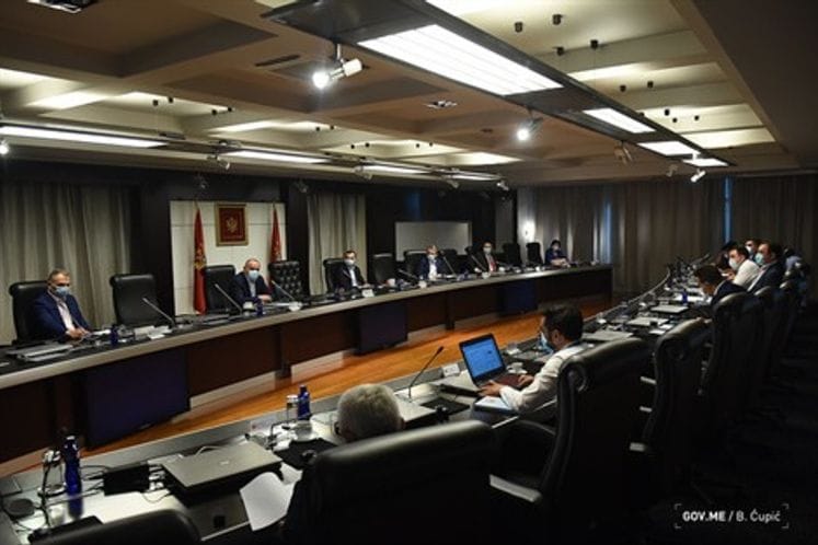 NKT: Ugostiteljski objekti do ponoći u cijeloj CG, strožije mjere u Sjevernom regionu, iz Srbije samo u karantin