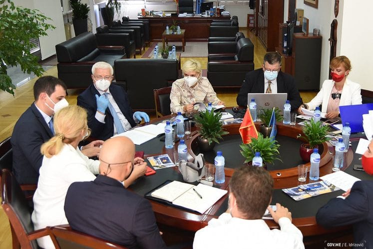 Premijer Marković u Tivtu: Sljedeća Vlada, koju će dominantno formirati DPS, beskompromisno će obezbijediti realizaciju nove vizije razvoja Aerodroma Crne Gore