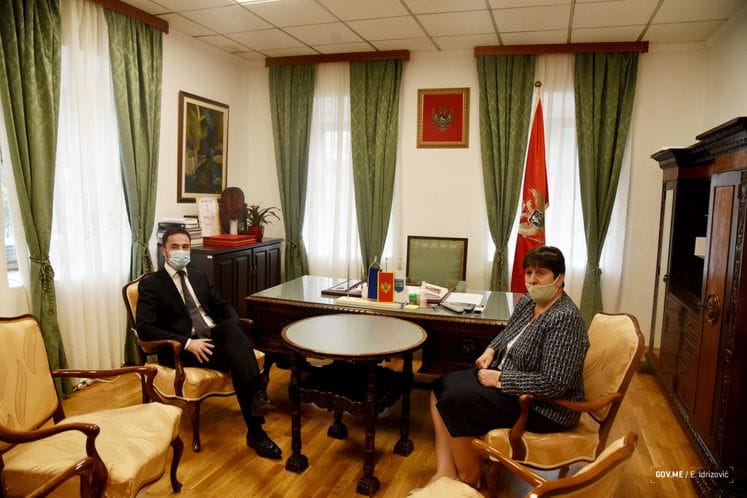 Ministar Bogdanović u Danilovgradu: Prioriteti u saradnji - unapređenje uslova rada Umjetničke kolonije i Internacionalnog simpozijuma skulpture