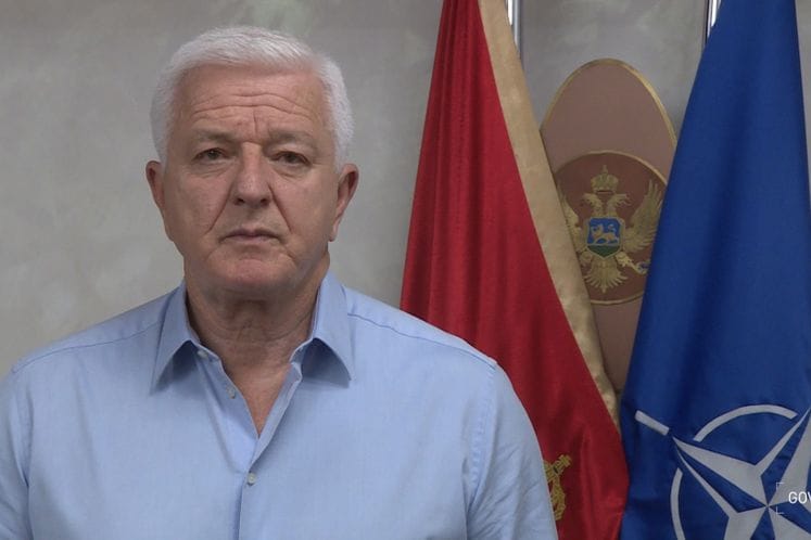 Premijer Marković: Nema govora o smanjenju plata u državnoj upravi, institucijama i preduzećima