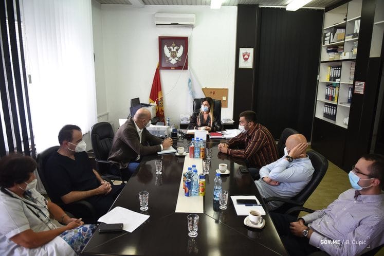 Krizni medicinski štab u Bijelom Polju: Bolnica funkcioniše odlično, zbog obima COVID-19 infekcije u Beranama bjelopoljska bolnica dodaje još 20 Covid kreveta