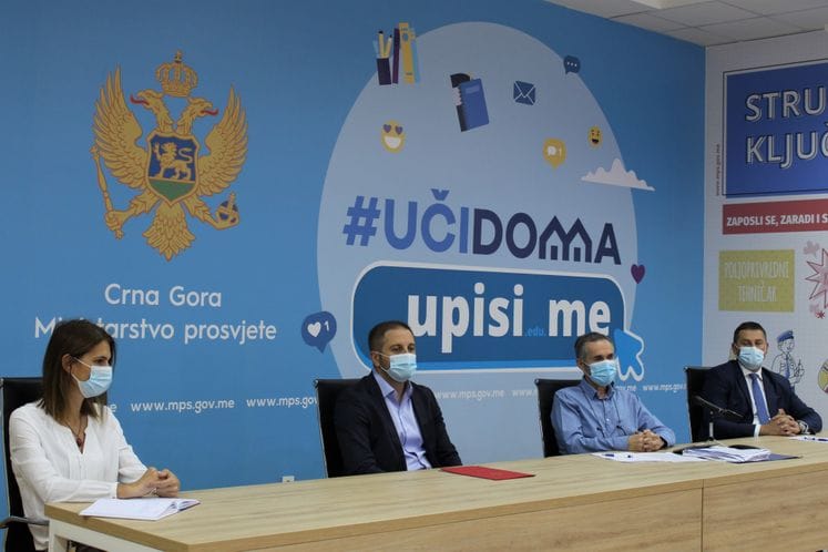 U pojedinim opštinama moguć prelazak na online nastavu u slučaju pogoršanja stanja - OBRAZOVNI SISTEM DA POKAŽE DA JE SVIJETLA TAČKA, A NE PROBLEM