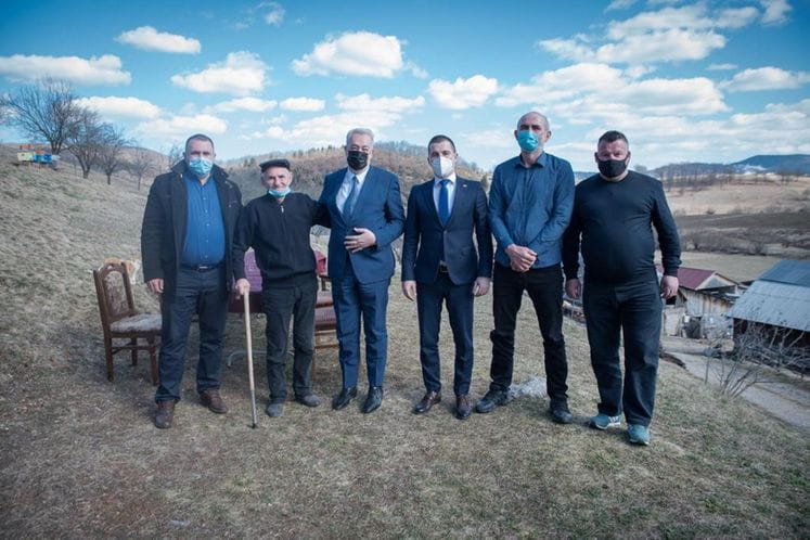 Prime Minister Zdravko Krivokapić and President of the Parliament of Montenegro Aleksa Bečić met with representatives of the Union of cattle breeders.