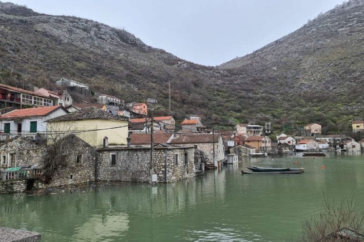 Poplavljena područja