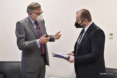 Susret ministra poljoprivrede, šumarstva i vodoprivrede mr Aleksandra Stijovića sa njemačkim ambasadorom u Crnoj Gori dr Robertom Veberom