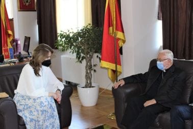 Bratić i Pecuto