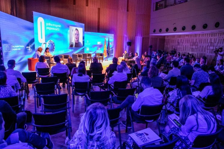 Devet godina crnogorskih pregovora sa EU