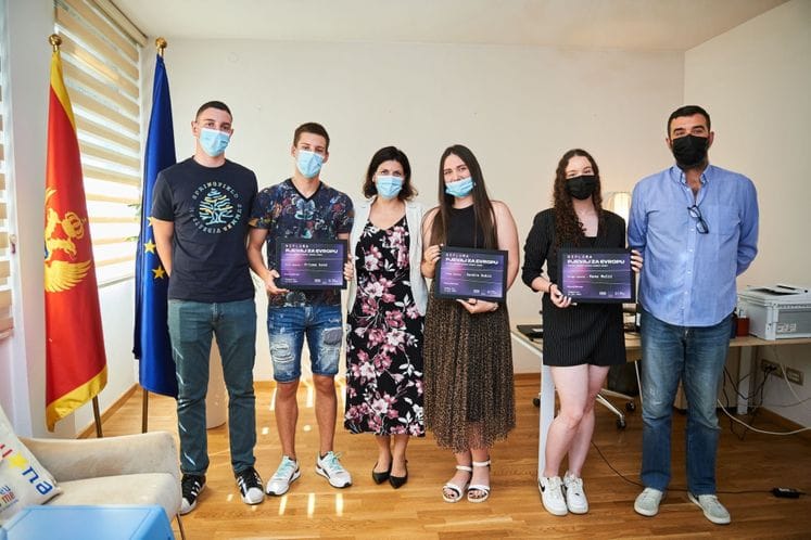 Pobjednicima konkursa #PjevajZaEvropu, uručene nagrade