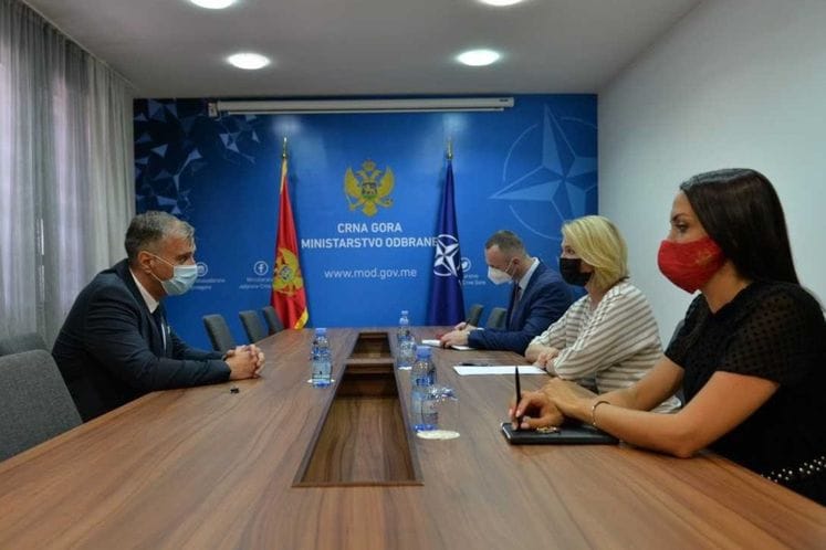 Ministarka Injac sastala se sa ambasadorom Jukićem