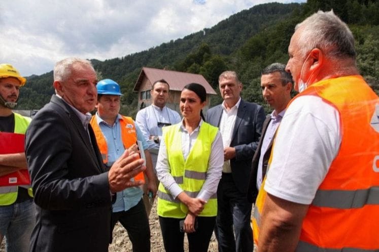 Ministar Ratko Mitrović obišao radove na izgradnji autoputa