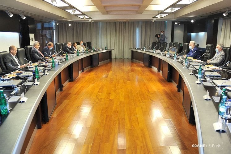Premijer Krivokapić razgovarao sa predstavnicima parlamentarne većine