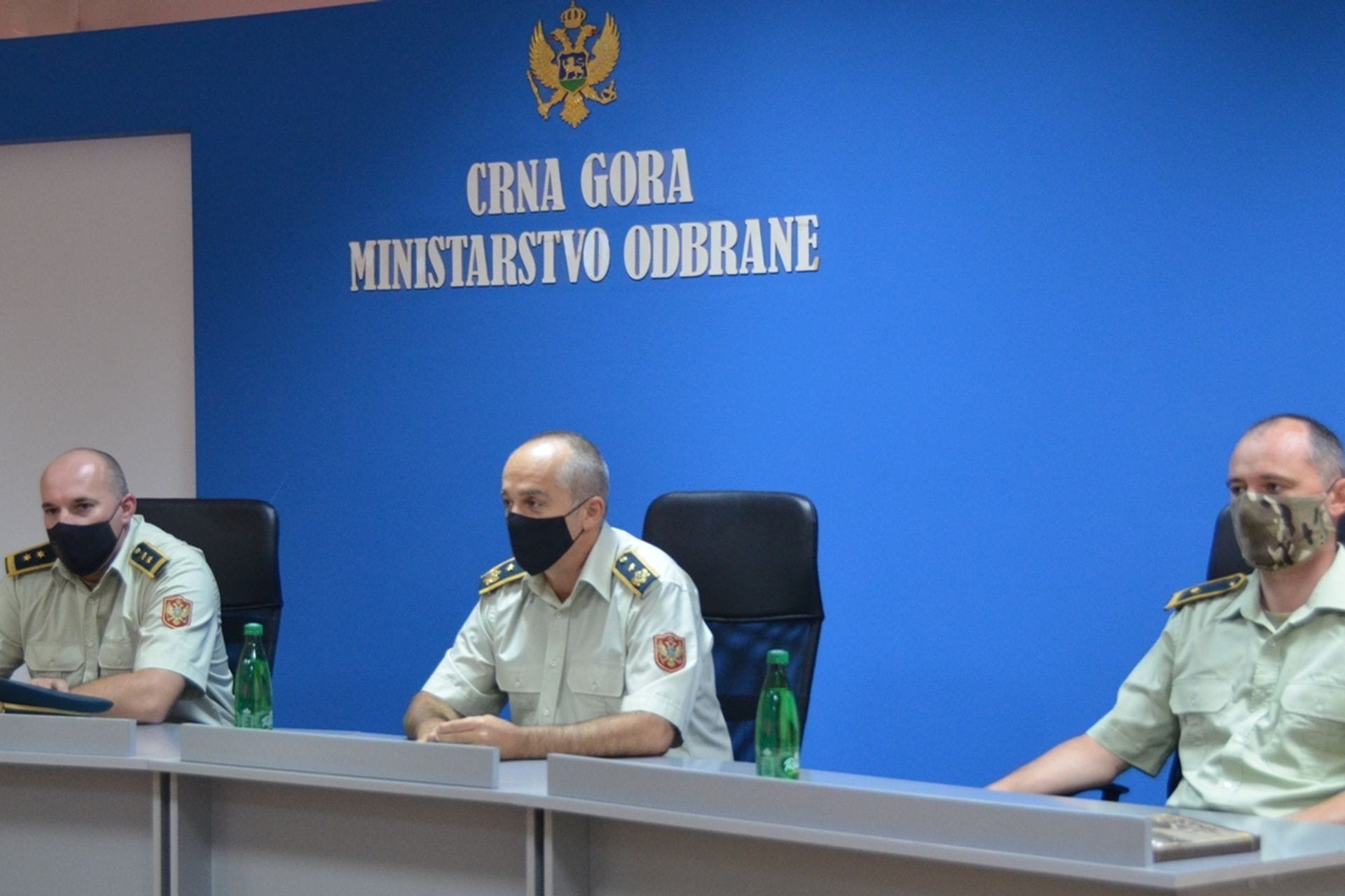 NGŠ Đurović se sastao s novim oficirima VCG
