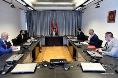 Abazović: Unaprijediti Crnu Goru kao avio destinaciju