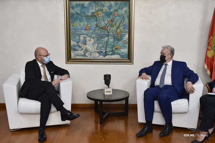 Zdravko Krivokapić - Piter Lundberg