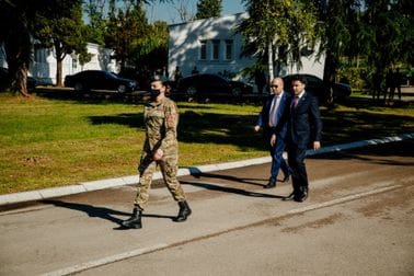 Abazović povodom Dana Vojske