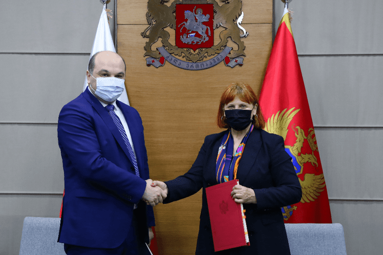 Ambasadorka Crne Gore u Gruziji Dragica Ponorac i zamjenik ministra unutrašnjih poslova Gruzije Aleksandar Darakhvelidze