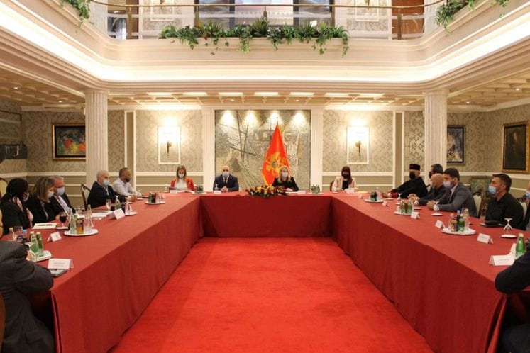 konsultacije sa vjerskim zajednicama