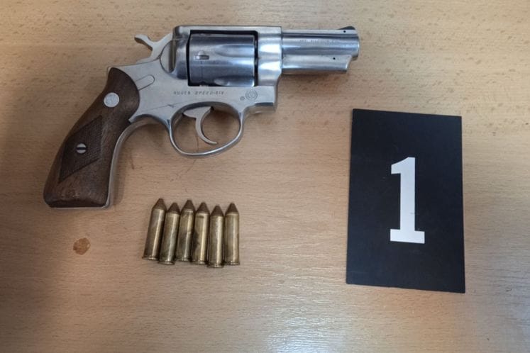 револвер, даниловград