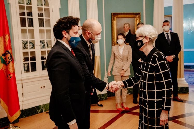 PPV Abazović i MVP Radulović sa zamjenicom državnog sekretara SAD, Vendi Šerman i pomoćnicom državnog sekretara za evropske i evroazijske poslove, Karen Donfrid.