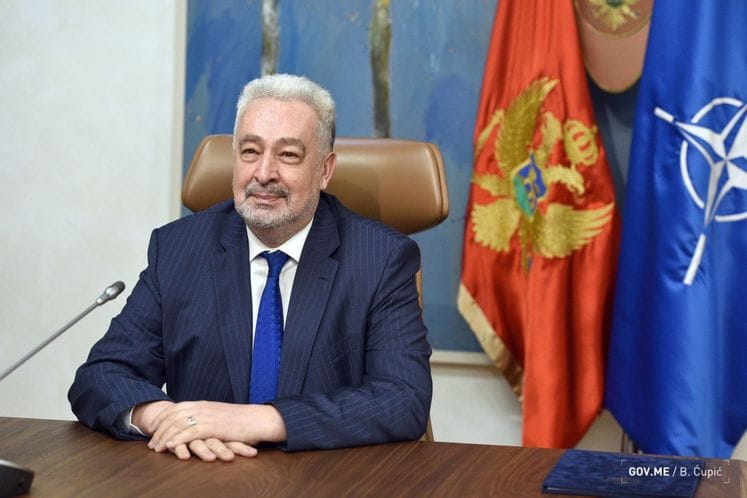 Predsjednik Vlade Zdravko Krivokapić čestitao 28. oktobar - Dan Opštine Herceg Novi