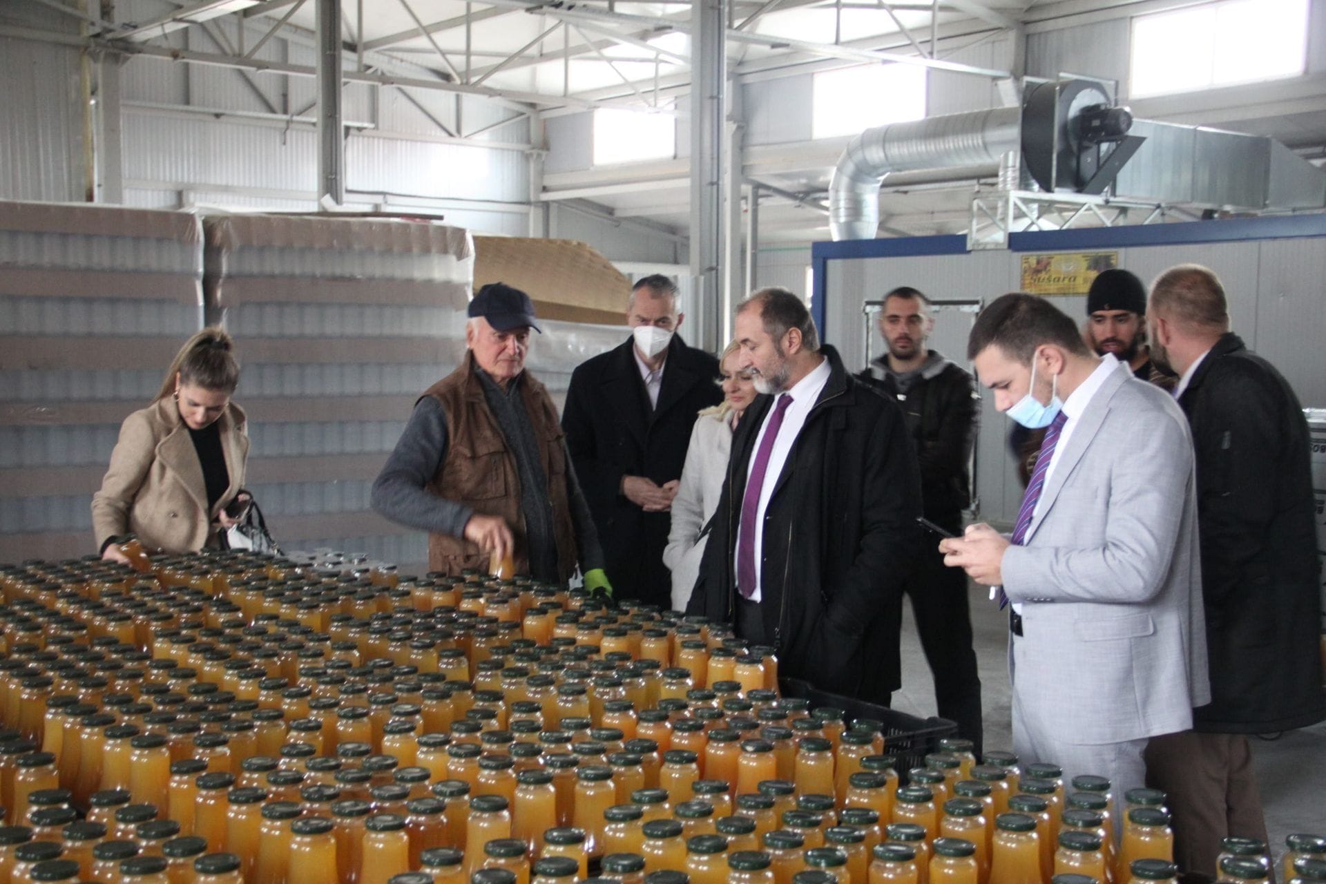 Ministar Stijović posjetio proizvođača u Beranama: Gazdinstvo Pajkovića primjer uspješne realizacije razvojnih projekata