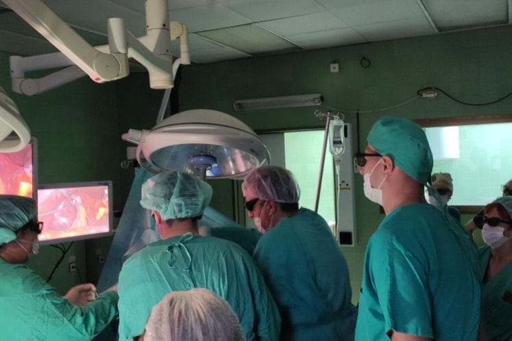 У Општој болници Никшић примјеном лапараскопске хирургије урађене операције киле и дебелог цријева