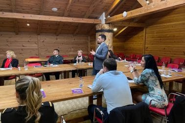 Projekat “Ponos svuda”: Predstavnici MO i VCG na seminaru o pravima LGBTIQ osoba