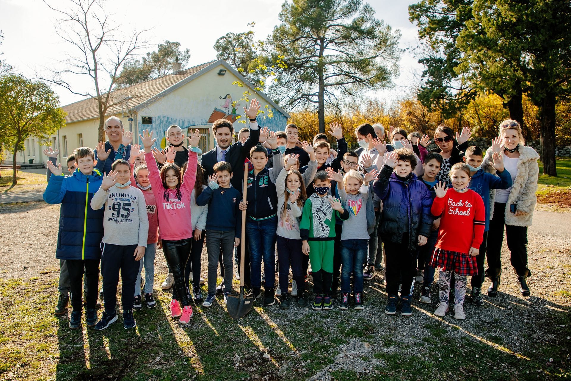 Abazović: Every student in Barutana has their own tree