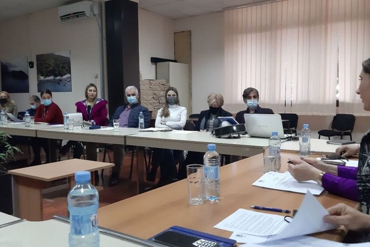 Održana edukacija „Društvena jednakost pripadnika romske i egipćanske zajednice - borba protiv anticiganizma“ u Baru