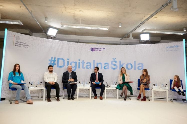 Премијер Кривокапић на представљању Дигиталне школе
