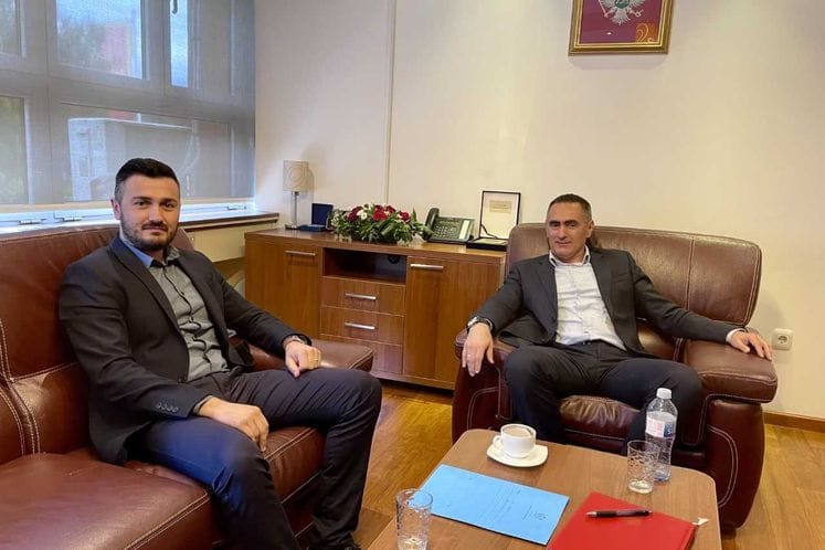 Saopštenje: Održan sastanak sa Aleksandrom Damjanovićem v.d. direktora Uprave prihoda i carina