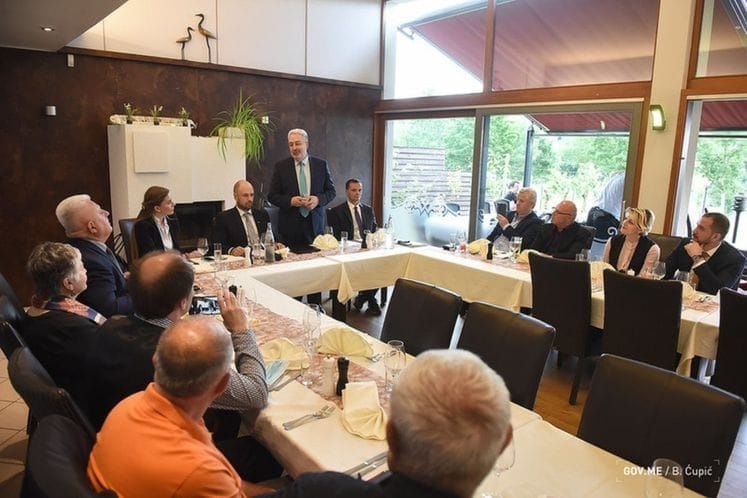Premijer Krivokapić razgovarao s predstavnicima crnogorske dijaspore u Luksemburgu: Vlada posvećena saradnji sa dijasporom