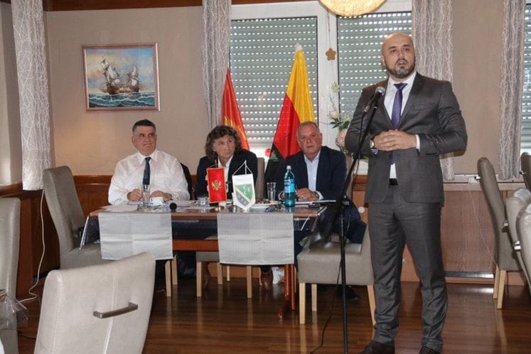 VD direktor Uprave za saradnju sa dijasporom-iseljenicima prisustvovao Izbornoj skupštini SCANJ-a u Frankfurtu