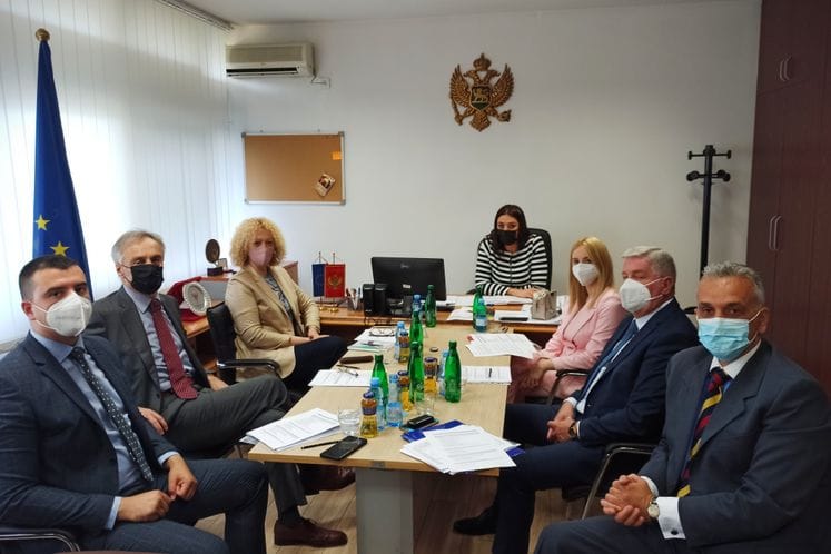 ODRŽAN PRVI SASTANAK KOMISIJE ZA SPROVOĐENJE POSTUPKA DODJELE NAGRADA PRIPADNICIMA DIJASPORE-ISELJENICIMA I ORGANIZACIJAMA DIJASPORE-ISELJENIKA