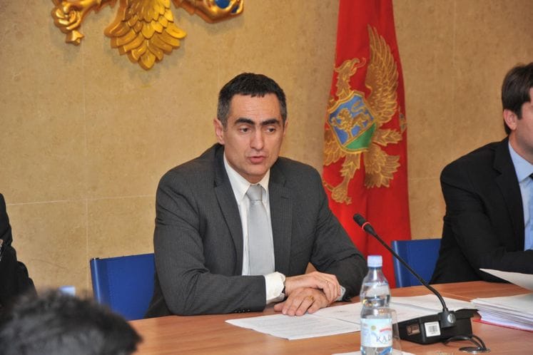 Дамјановић: Само на акцизе, због шверца цигарета, годишње губимо око 30 милиона еура