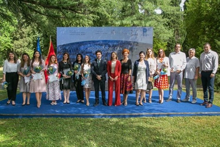 Abazovic and Srzentic Attended Ceremony to Mark International Public Administration Day