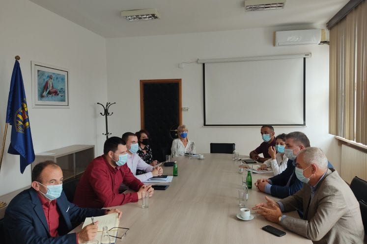 Ministar Mitrović i direktor Lučić razgovarali sa predsjednikom Opštine Nikšić i predstavnicima EPCG