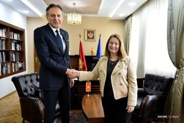 Susret Krivokapić - Rajnke:  Crna Gora da vrati puno povjerenje partnera