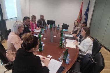 Ministar ekonomskog razvoja i turizma Goran Đurović sa šefom Kancelarije Evropske banke za obnovu i razvoj u Crnoj Gori Remonom Zakarijom