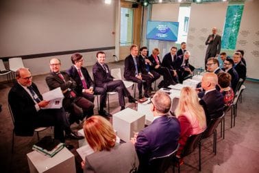 Počela sesija o Zapadnom Balkanu, Abazović jedan od učesnika