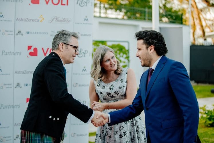 Abazović prisustvovao prijemu povodom zvaničnog rođendana Njenog Veličanstva Kraljice Elizabete Druge i Kraljičinog platinastog jubileja