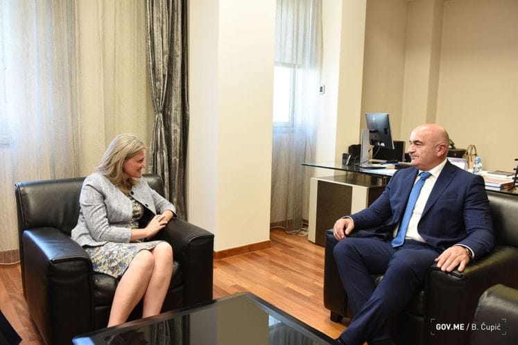 Susret Joković – Medoks: ojačati poslovnu saradnju i trgovinu između Ujedinjenog Kraljevstva i Crne Gore