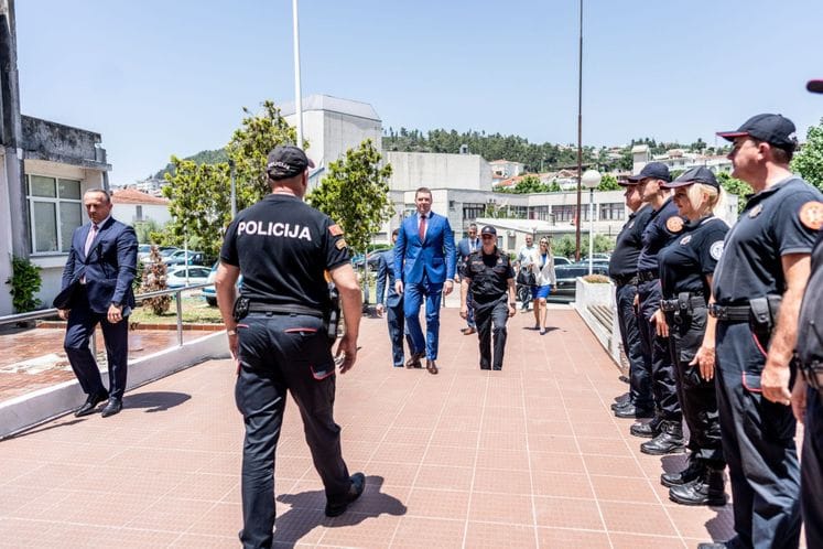 Posjeta ministra Adžića Odjeljenju bezbjednosti Ulcinj