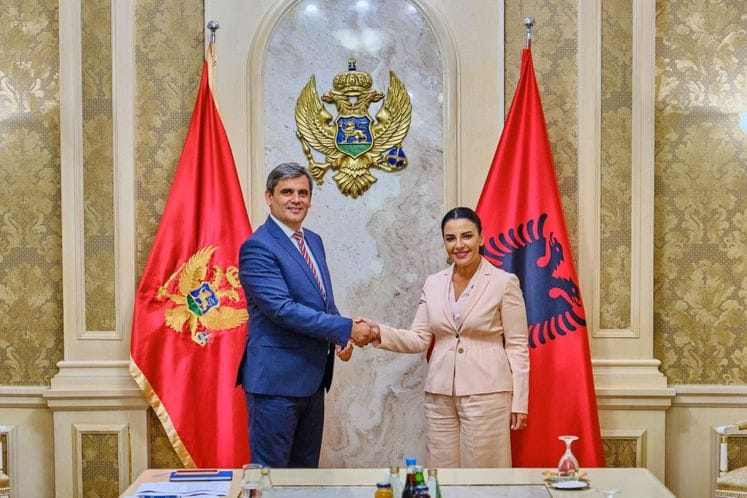 Potpredsjednik Vlade na bilateralnom sastanku sa ministarkom saobraćaja u Vladi Republike Albanije