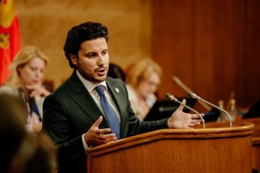Premijerski sat: Odgovor predsjednika Vlade dr Dritana Abazovića na poslaničko pitanje Miloša Konatara