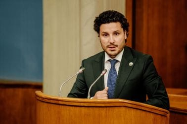 Odgovor predsjednika Vlade dr Dritana Abazovića na poslaničko pitanje Gencia Nimanbegua