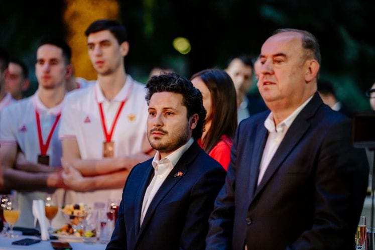 Премијер Абазовић и министар Лалошевић приредили пријем за спортисте