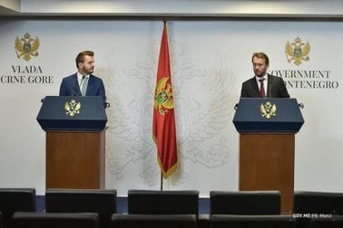 Potpredsjednik Konjević i ministar Dukaj predstavljaju Nacrt zakona o Vladi