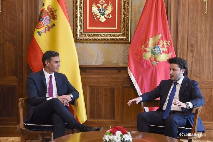 Абазовић дочекао Санчеса: Прва посјета шпанског премијера ЦГ од стицања независности