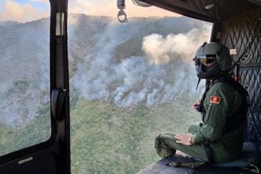 Pokazuju kako se brane država i građani: Vazduhoplovci VCG u 19 dana napravili 118 letova u gašenju požara
